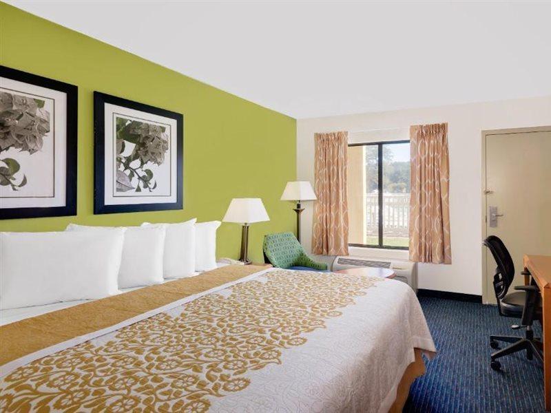 Days Inn By Wyndham Easton Exterior foto