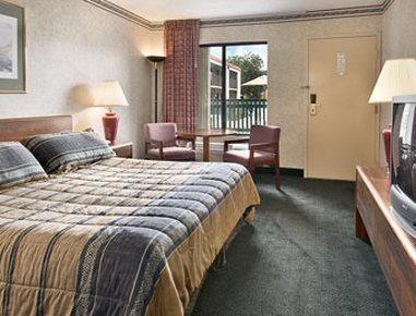 Days Inn By Wyndham Easton Exterior foto